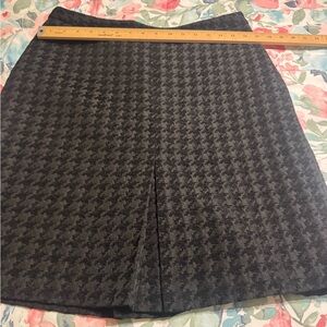 Brooks Brothers 346 Petite Houndstooth Wool-Blend Skirt – 12P
